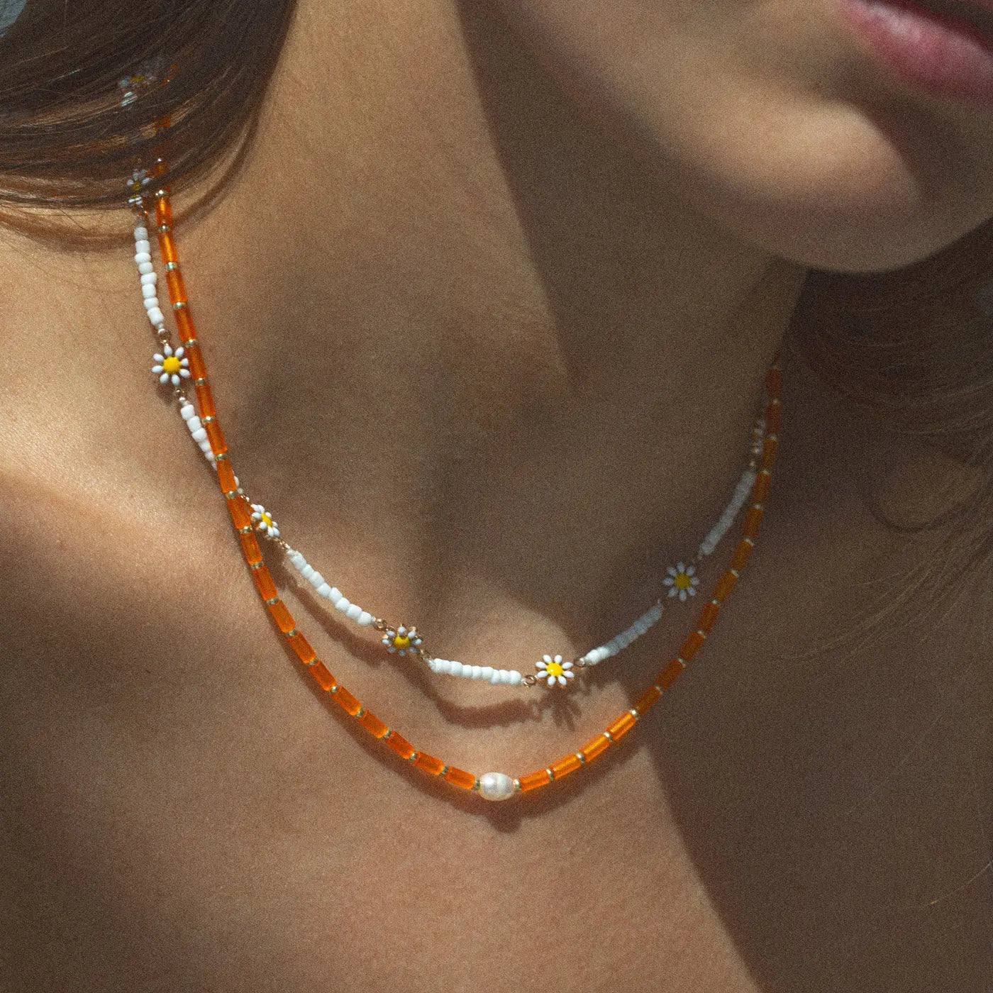 Astrid - Gänseblümchen-Emaille-Halskette