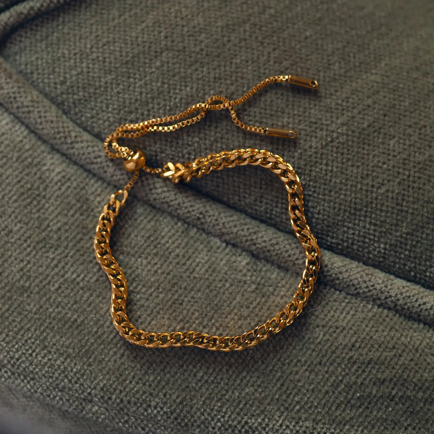 Zoe - Kettenarmband im Makramee-Stil aus Edelstahl