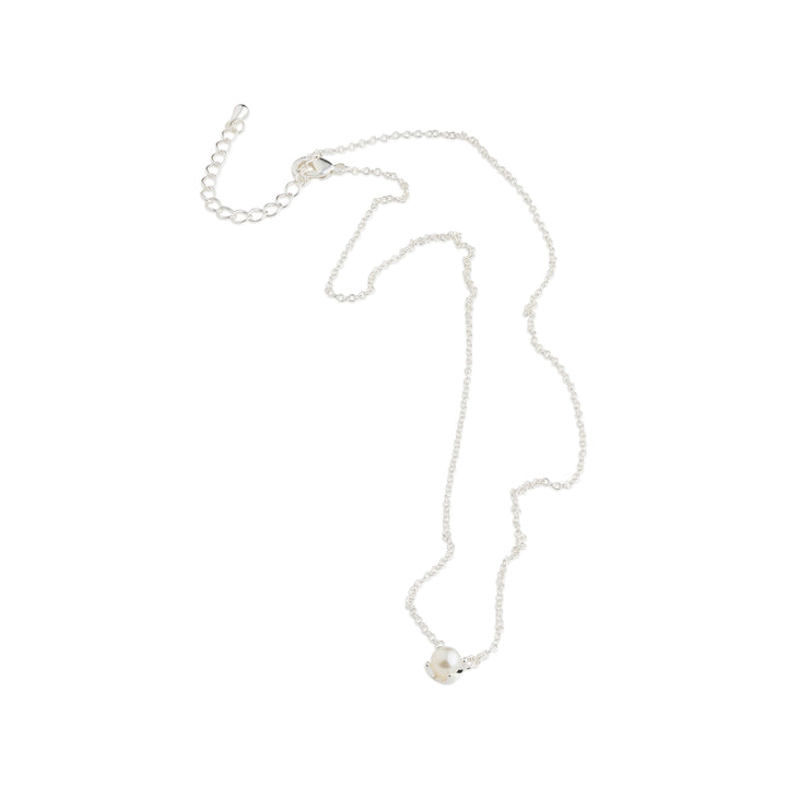 Essie - Small Pearl Dangling Necklace