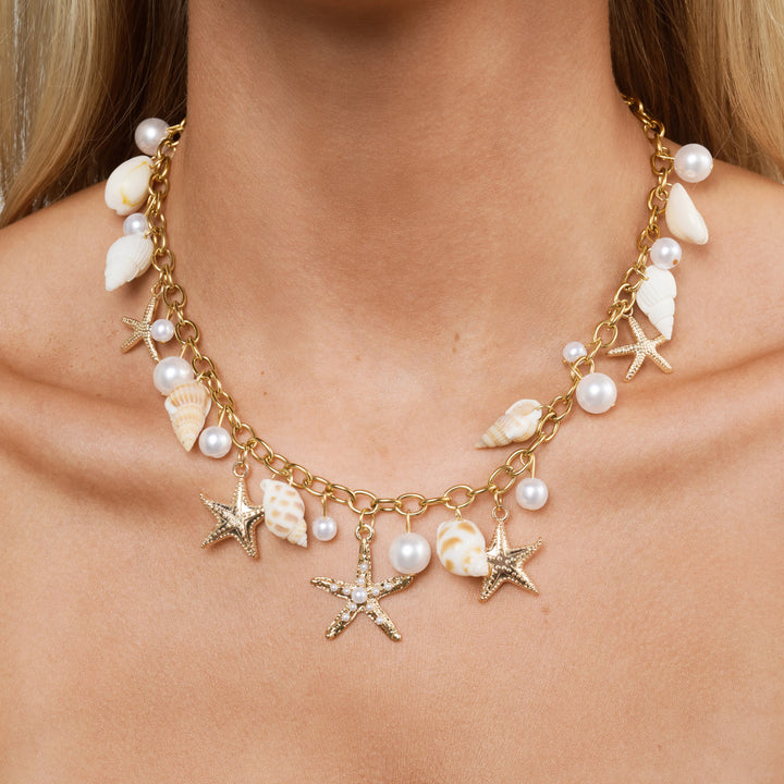 Nora - Shell Charm Necklace