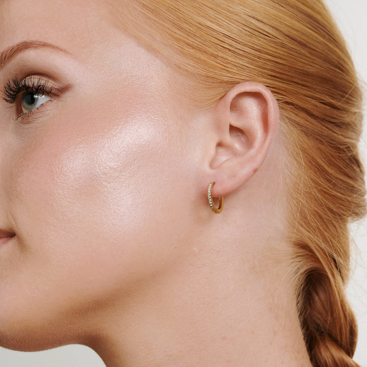 Nilea - Orecchini a cerchio in cristallo acciaio inossidabile