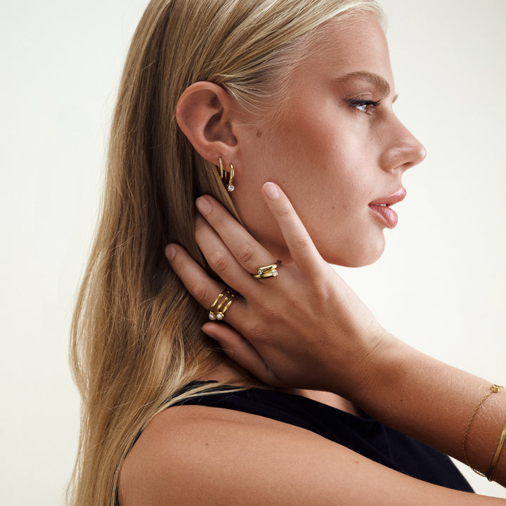 Nilea - Orecchini a cerchio in cristallo acciaio inossidabile