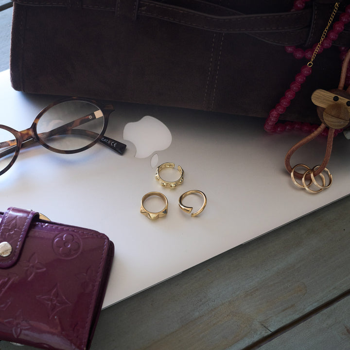 Tomine - Crystal Hug Ring Stainless Steel