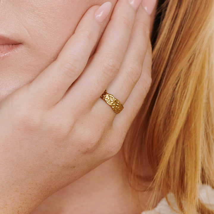 Tone - Bague martelée en acier inoxydable