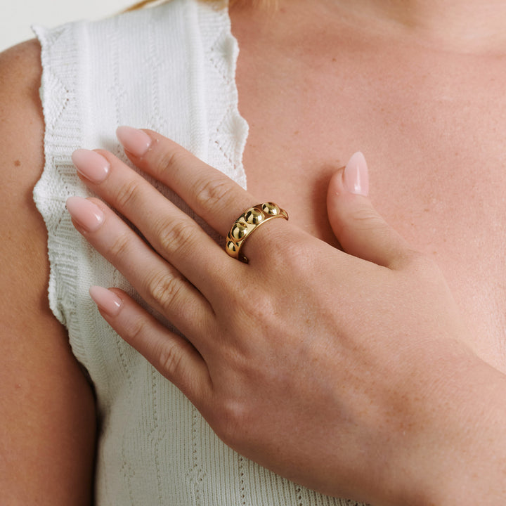 Reah – Strukturierter Ring Edelstahl