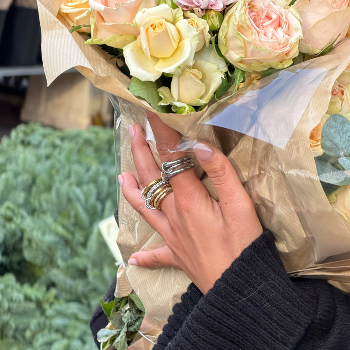 Irene - Anello Impilato Elegante in Acciaio Inossidabile