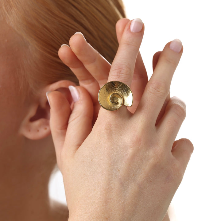 Marla - Muschelring aus Edelstahl