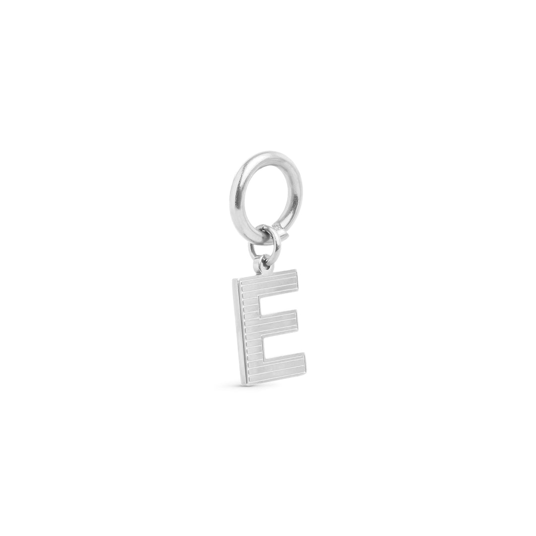 Sanya - Charm Initial en Acier Inoxydable Argenté