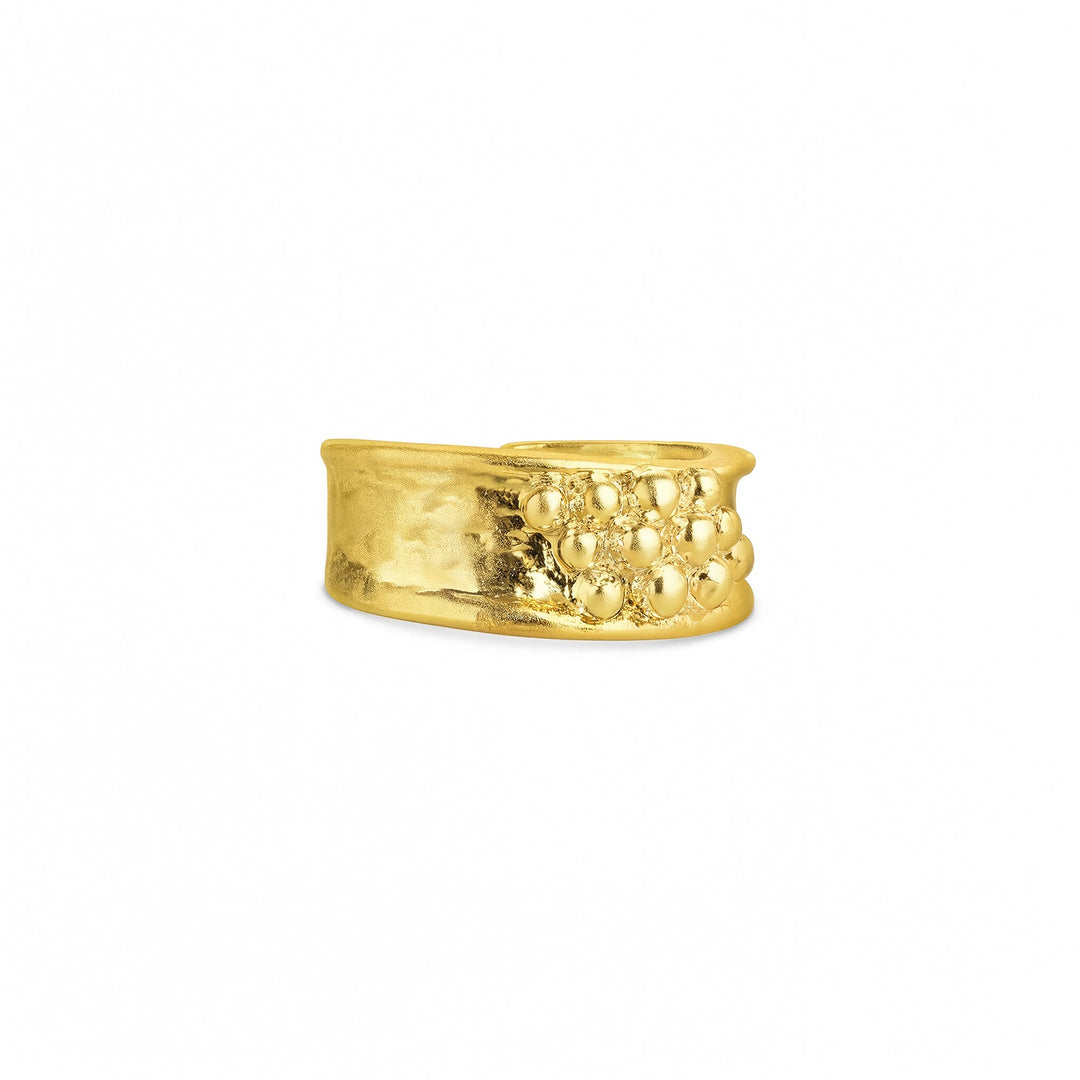 Iben – statement ring in stainless steel, gold | Timi of Sweden