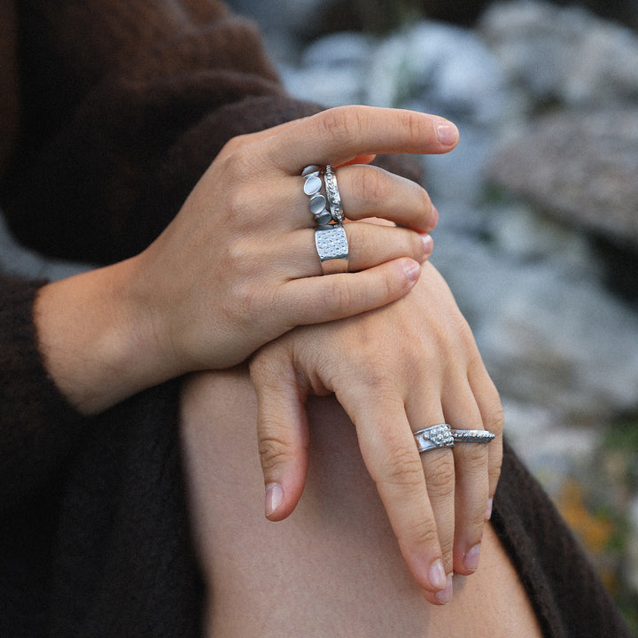 Blythe – Signet Ring in Stainless Steel | Timi of Sweden