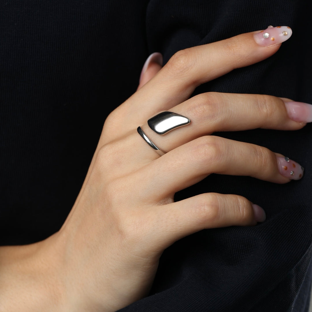 Ban - Bague enveloppante sculpturale