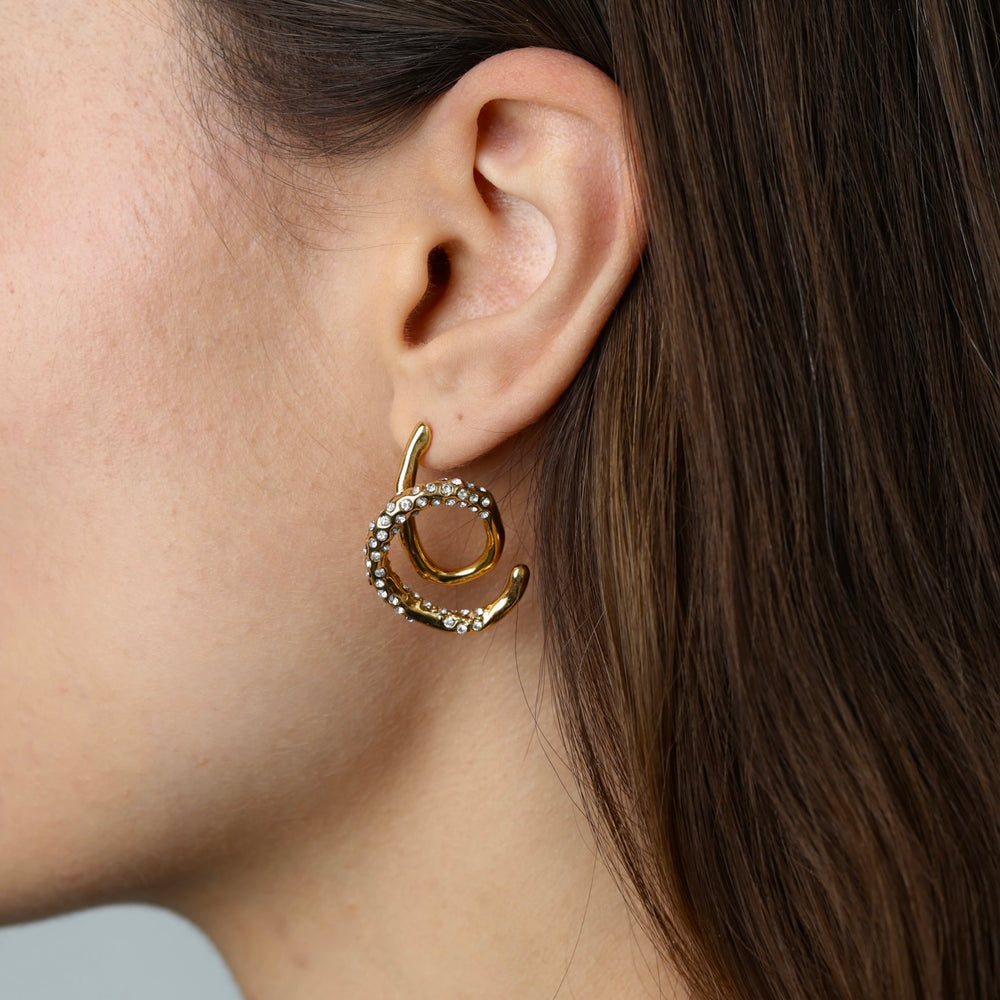 Marisol – boucles d'oreilles spirale cristal, or | Timi of Sweden