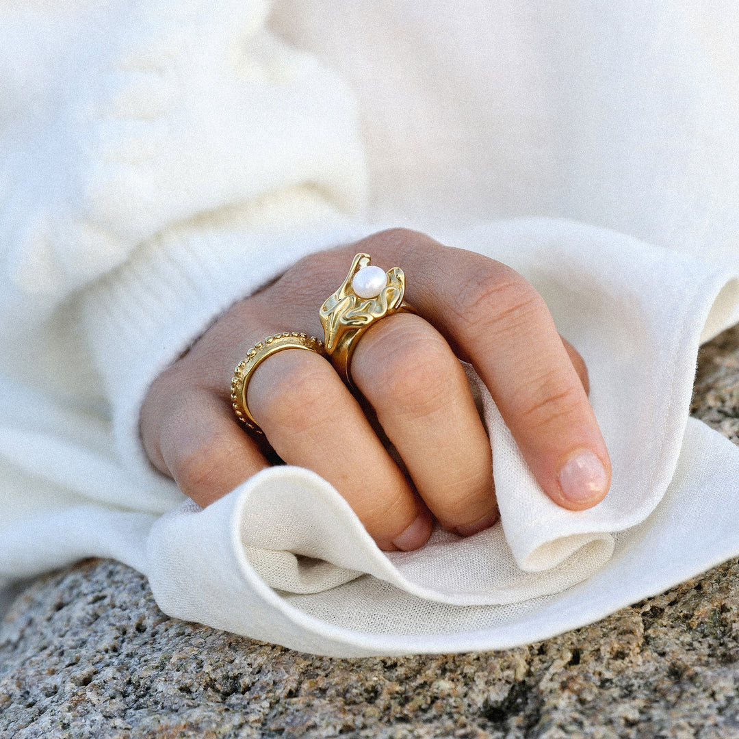 Lex – Molten Pearl Ring in Stainless Steel | Timi of Sweden