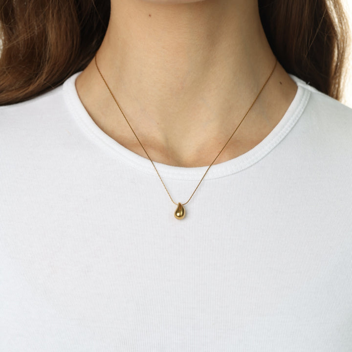 Lemoni – Halskette mit Tropfen aus Edelstahl, Gold | Timi of Sweden
