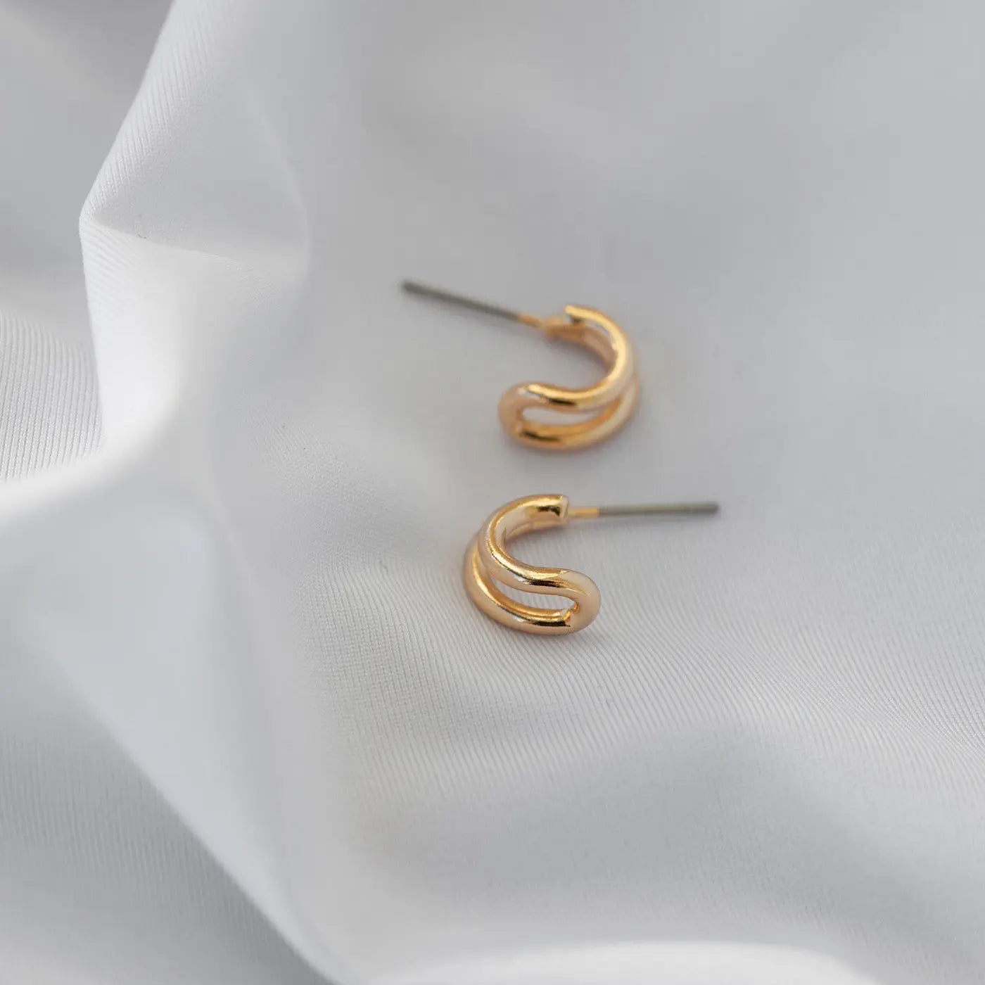 Earrings Stud Two Rings - Gold