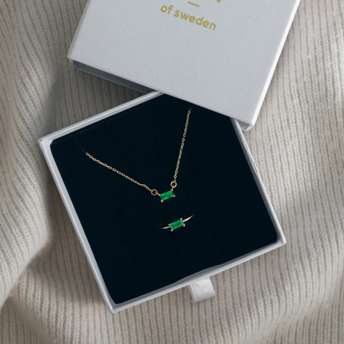 Kristall-Set mit Halskette und Ring